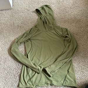 Worn once! Backcountry midlayer hoodie small